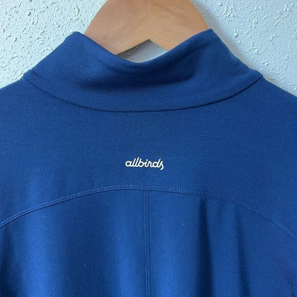 New Allbirds Women’s Natural Run Mid Layer in True Navy Size L - Picture 5 of 12